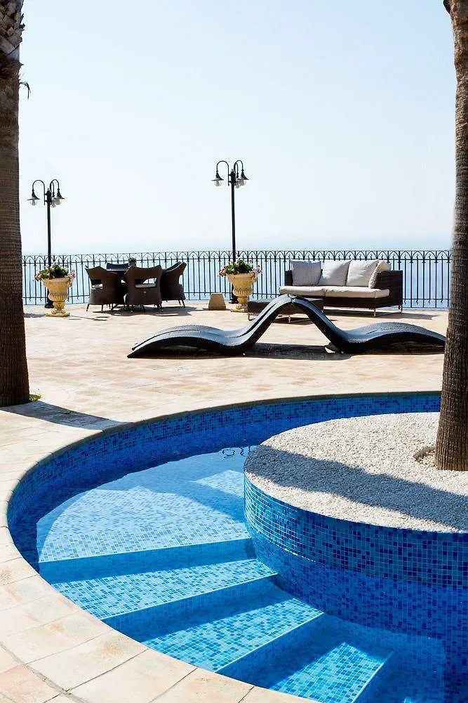 Hotel Villa Finu Il Balcone Di Goethe Letojanni Italie